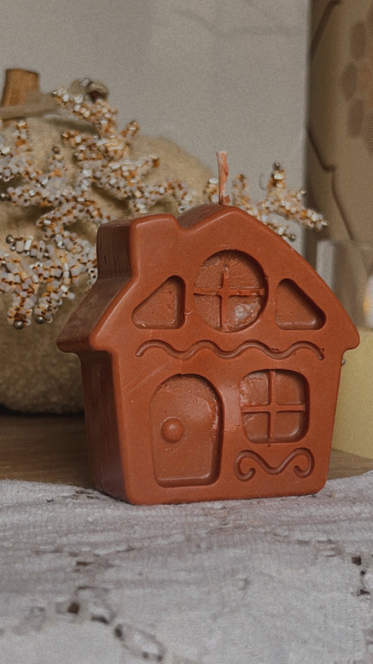 Gingerbread House candle