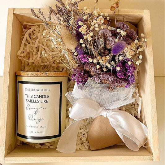 Dry Flower & Candle Hamper
