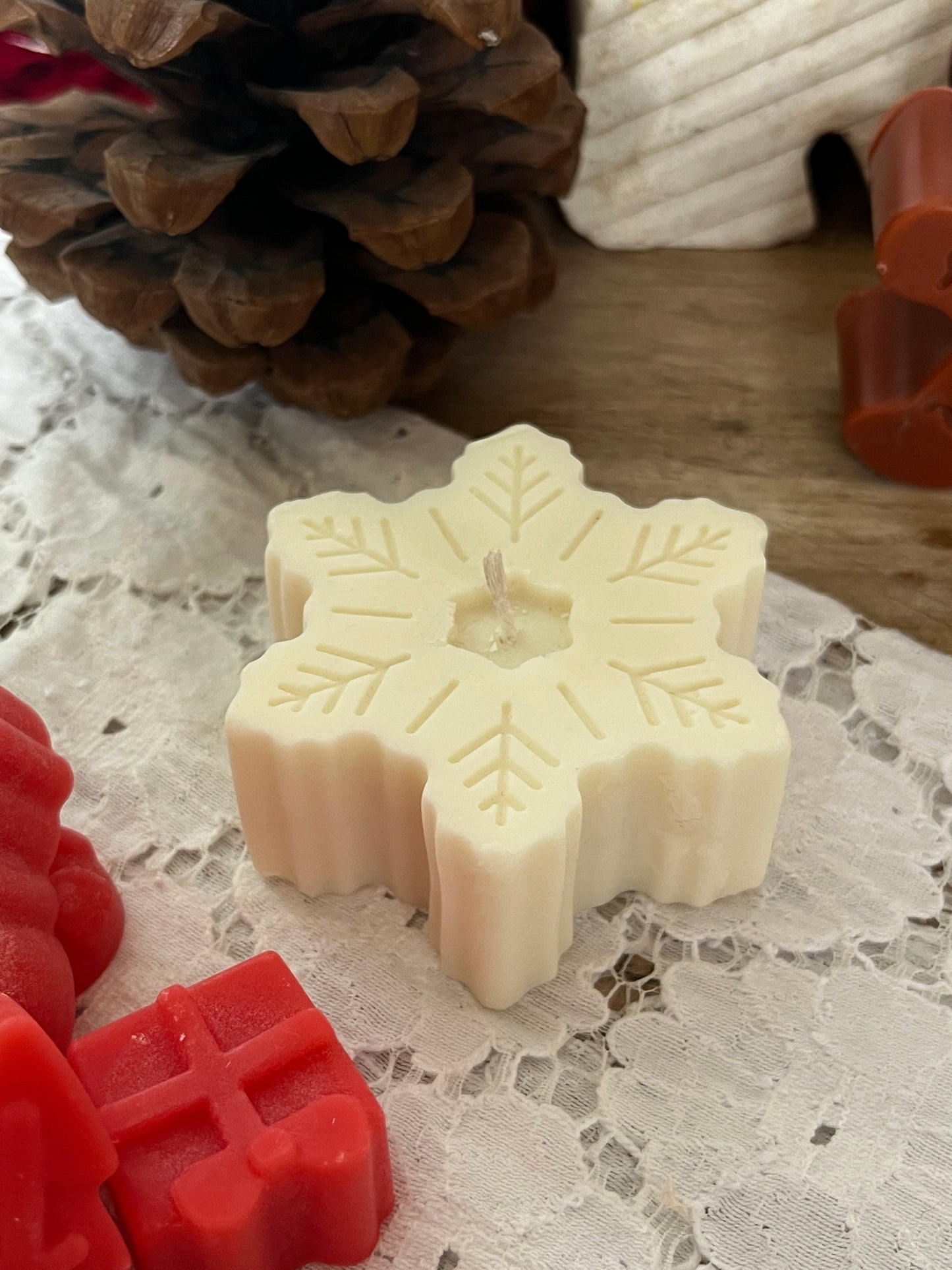 Assorted box of Christmas candle